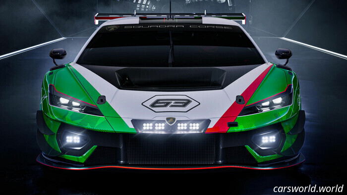Последний супершик Lamborghini отправляется на трассу | Carscoops